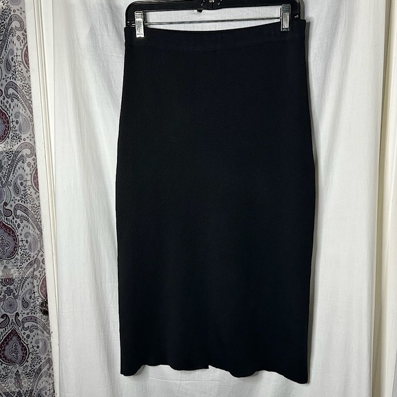 NWT ZARA Stretchy Pull On Black Bodycon Midi Pencil Skirt | Size Medium - Picture 14 of 16